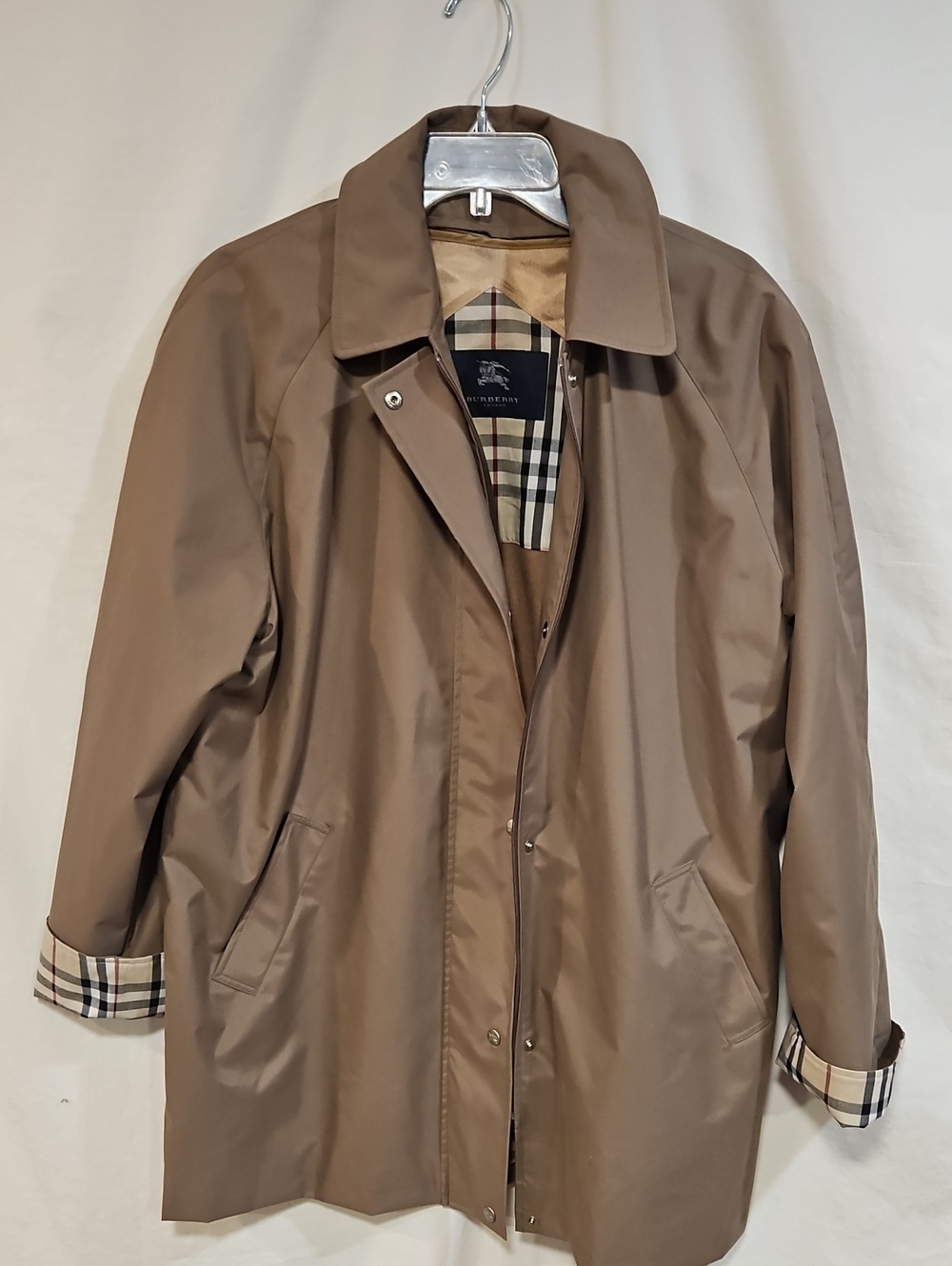 🤎 Burberry Classic Tan Trench Raincoat for Men